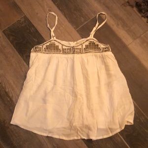 NWT white accent top